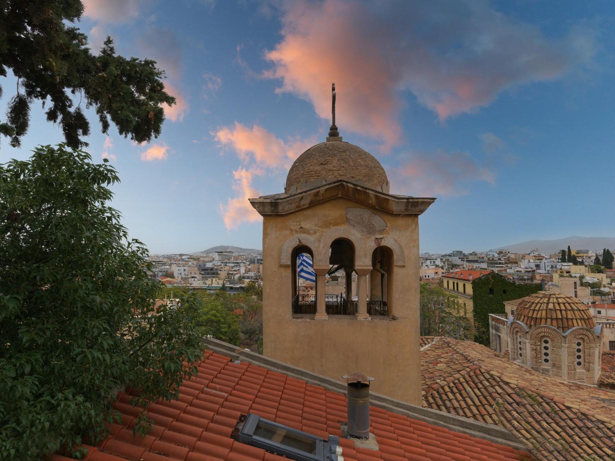 Apartamento Live At The Acropolis Shadow - Under Super Scenic Anafiotika Atenas Exterior foto
