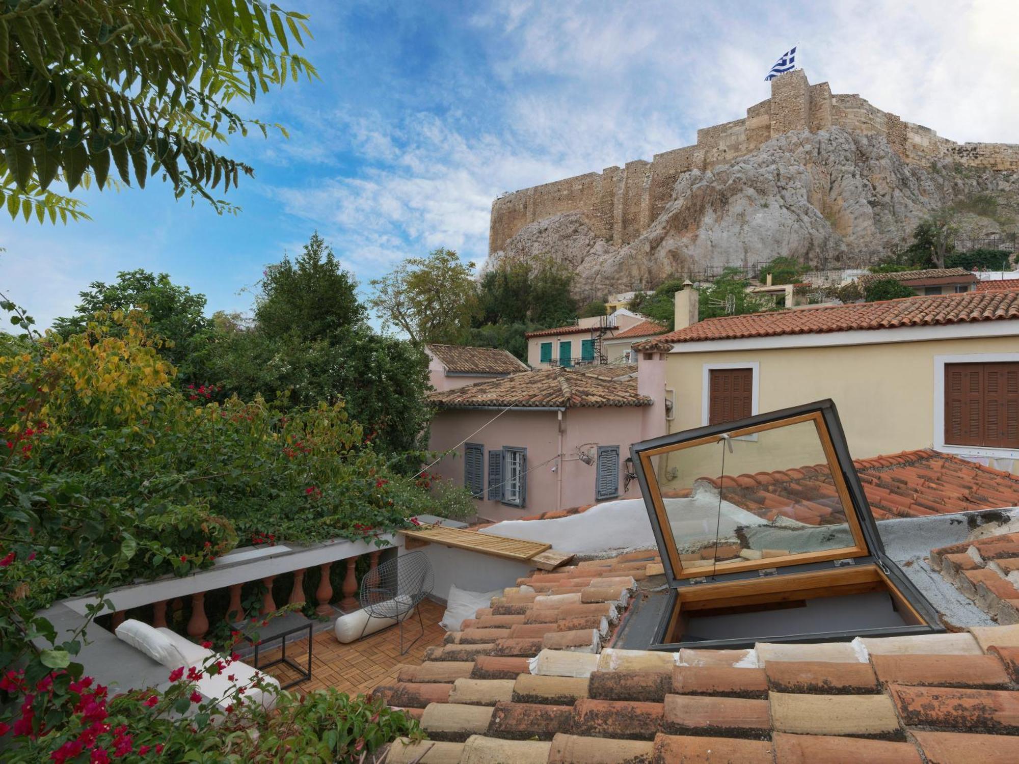 Apartamento Live At The Acropolis Shadow - Under Super Scenic Anafiotika Atenas Exterior foto