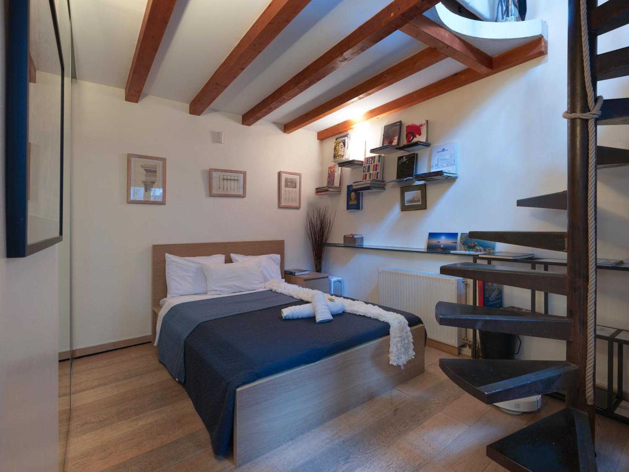 Apartamento Live At The Acropolis Shadow - Under Super Scenic Anafiotika Atenas Exterior foto