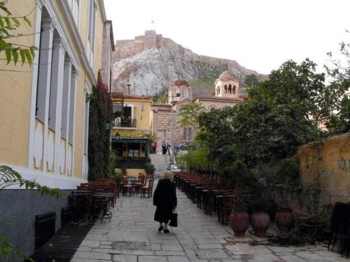 Apartamento Live At The Acropolis Shadow - Under Super Scenic Anafiotika Atenas Exterior foto